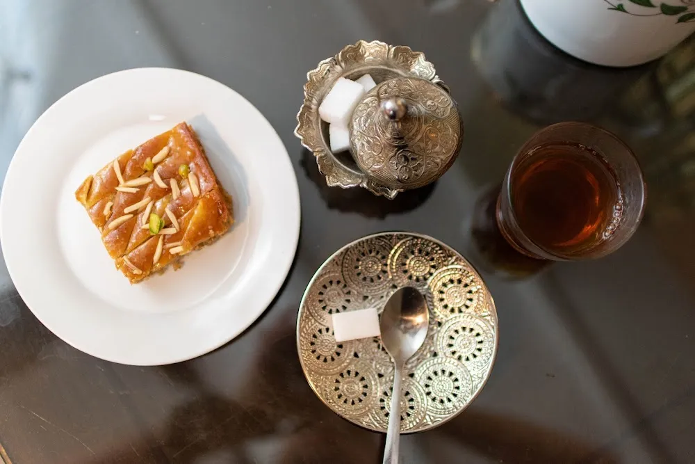 Baghlava Oriental & Thé Safrané